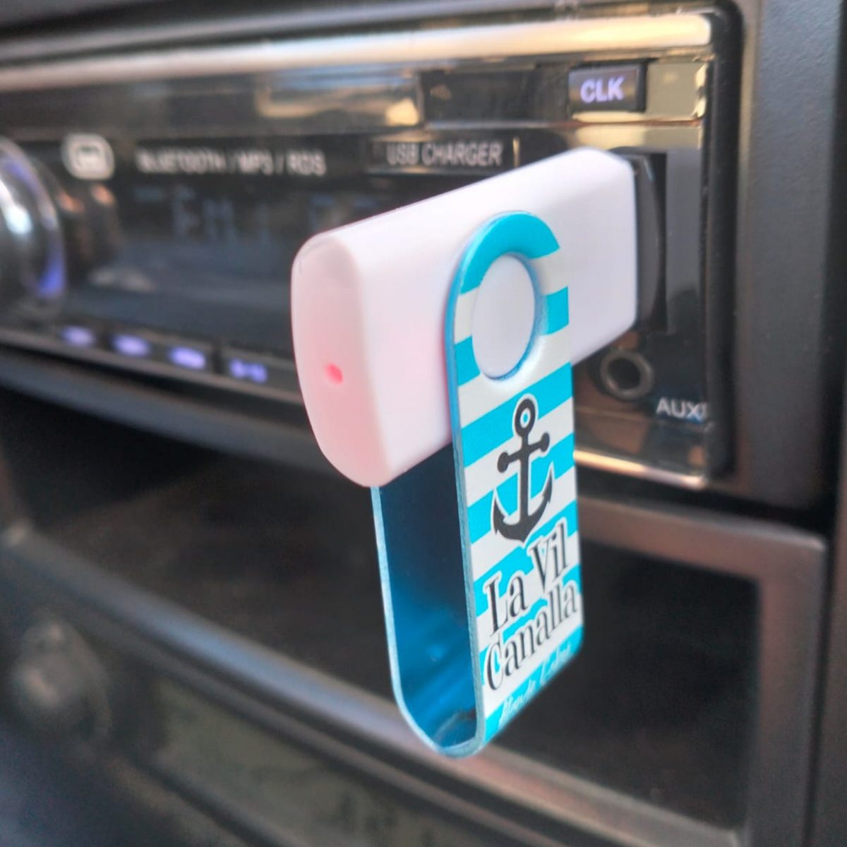 Lápiz USB "Atando Cabos"